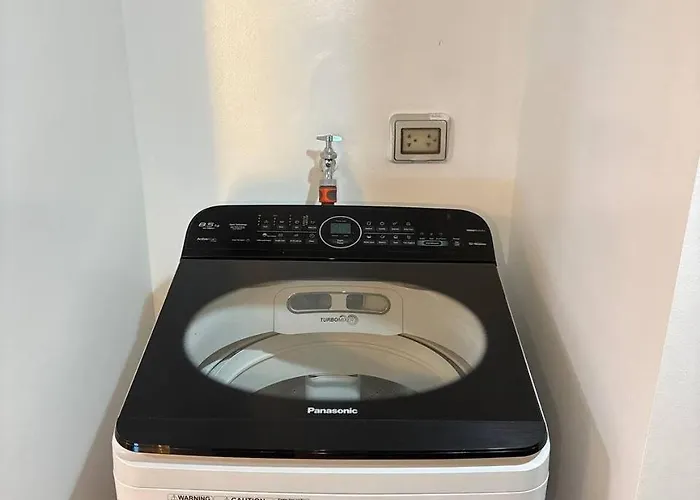 Bgc Premium 1br With Balcony Fast 600 Mbps Fibre