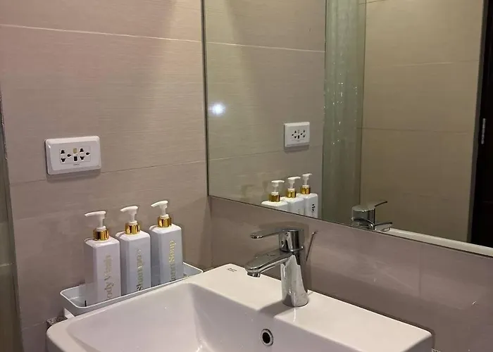 Bgc Premium 1br With Balcony Fast 600 Mbps Fibre Apartamento