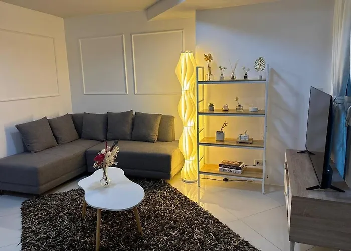 Bgc Premium 1br With Balcony Fast 600 Mbps Fibre Apartamento