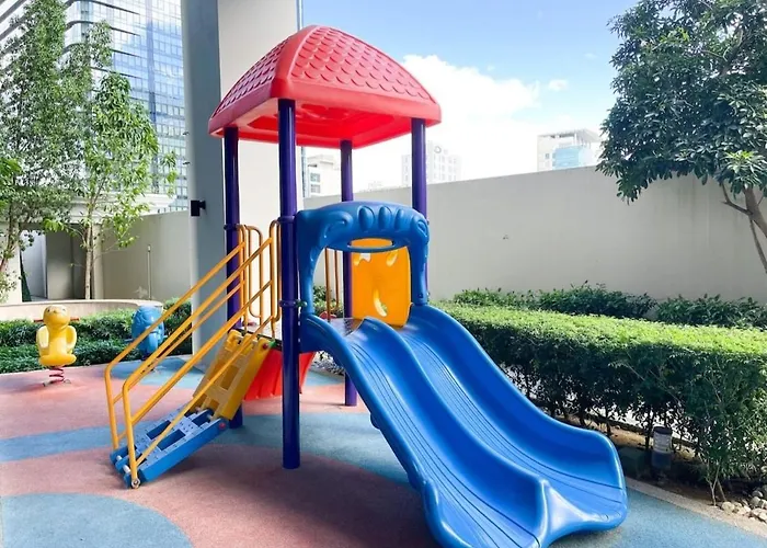 Bgc Premium 1br With Balcony Fast 600 Mbps Fibre Apartamento Manila
