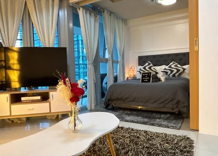 Bgc Premium 1br With Balcony Fast 600 Mbps Fibre