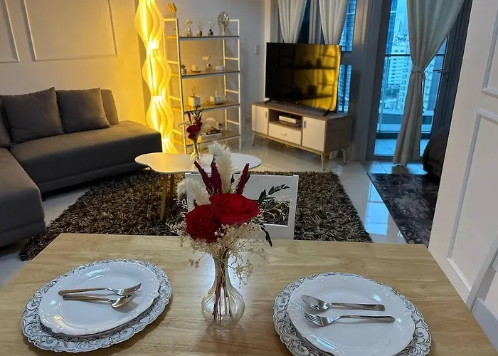 Bgc Premium 1br With Balcony Fast 600 Mbps Fibre Apartamento