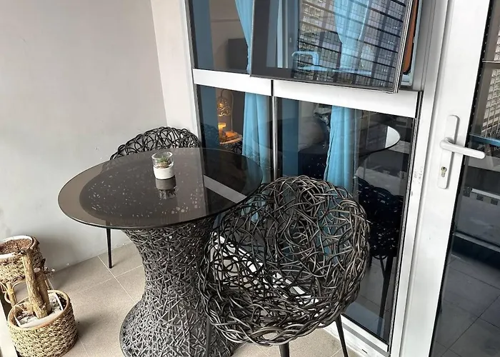 Bgc Premium 1br With Balcony Fast 600 Mbps Fibre Apartamento *